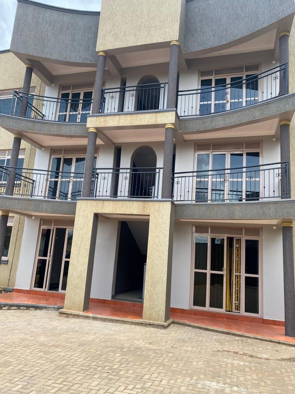 Lee Furnished Condos