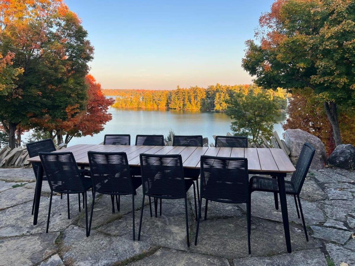 Badger's Sett - Estate on point with hot tub