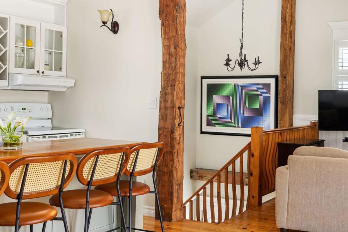 Badger's Sett - Estate on point with hot tub
