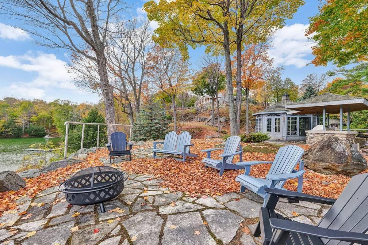 Badger's Sett - Estate on point with hot tub