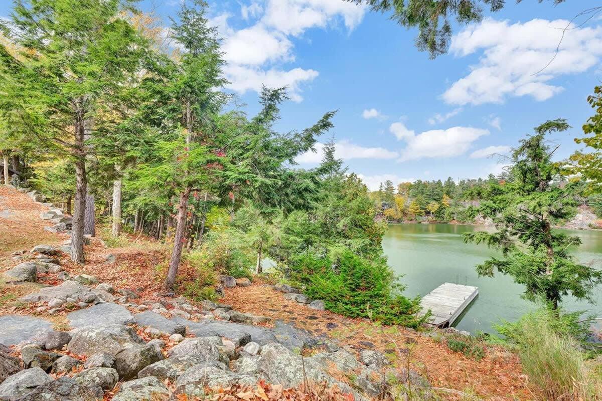 Badger's Sett - Estate on point with hot tub