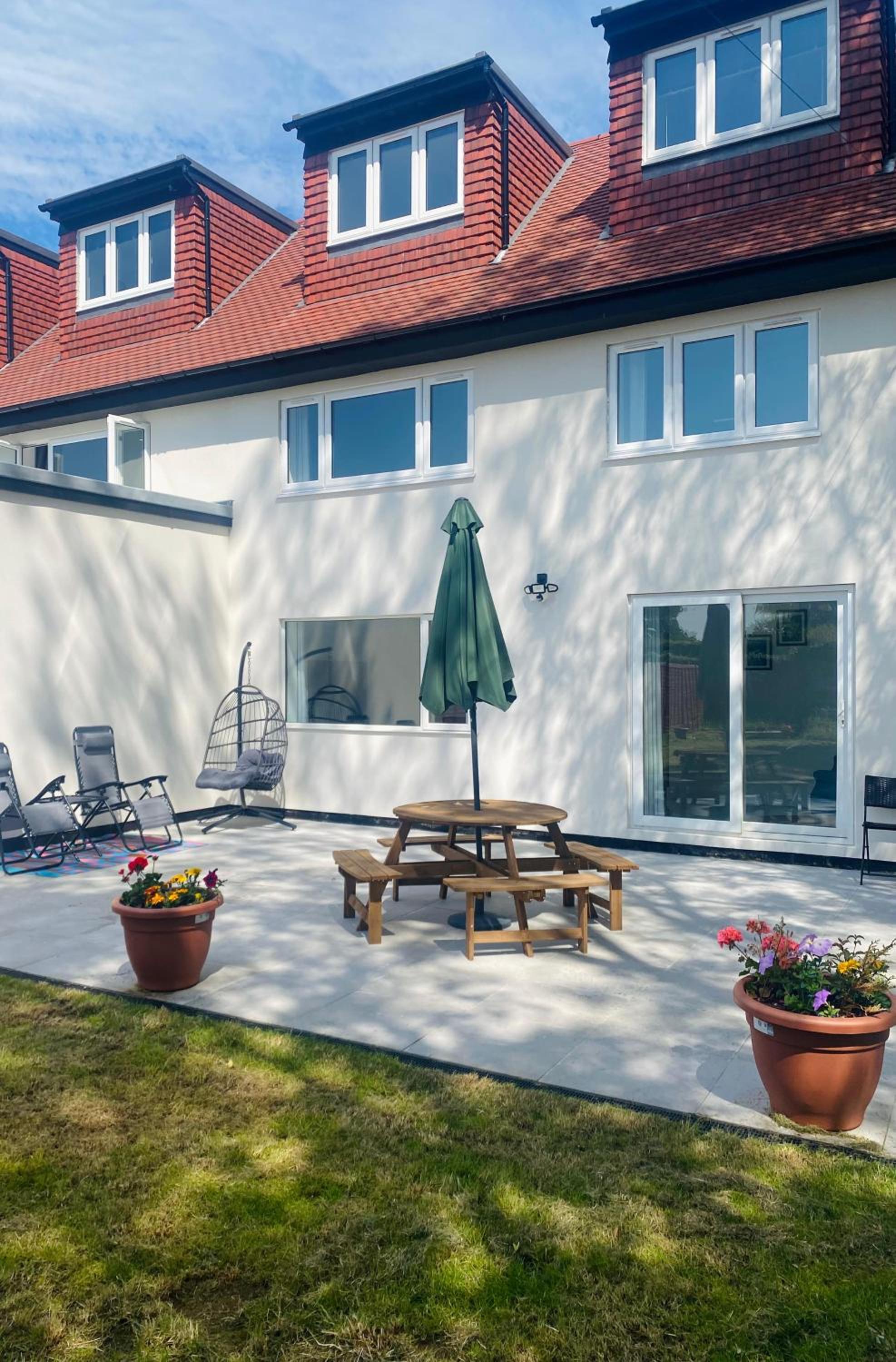 2 Orchard Farm Cottages, Sleeps 10, Large Garden view 4