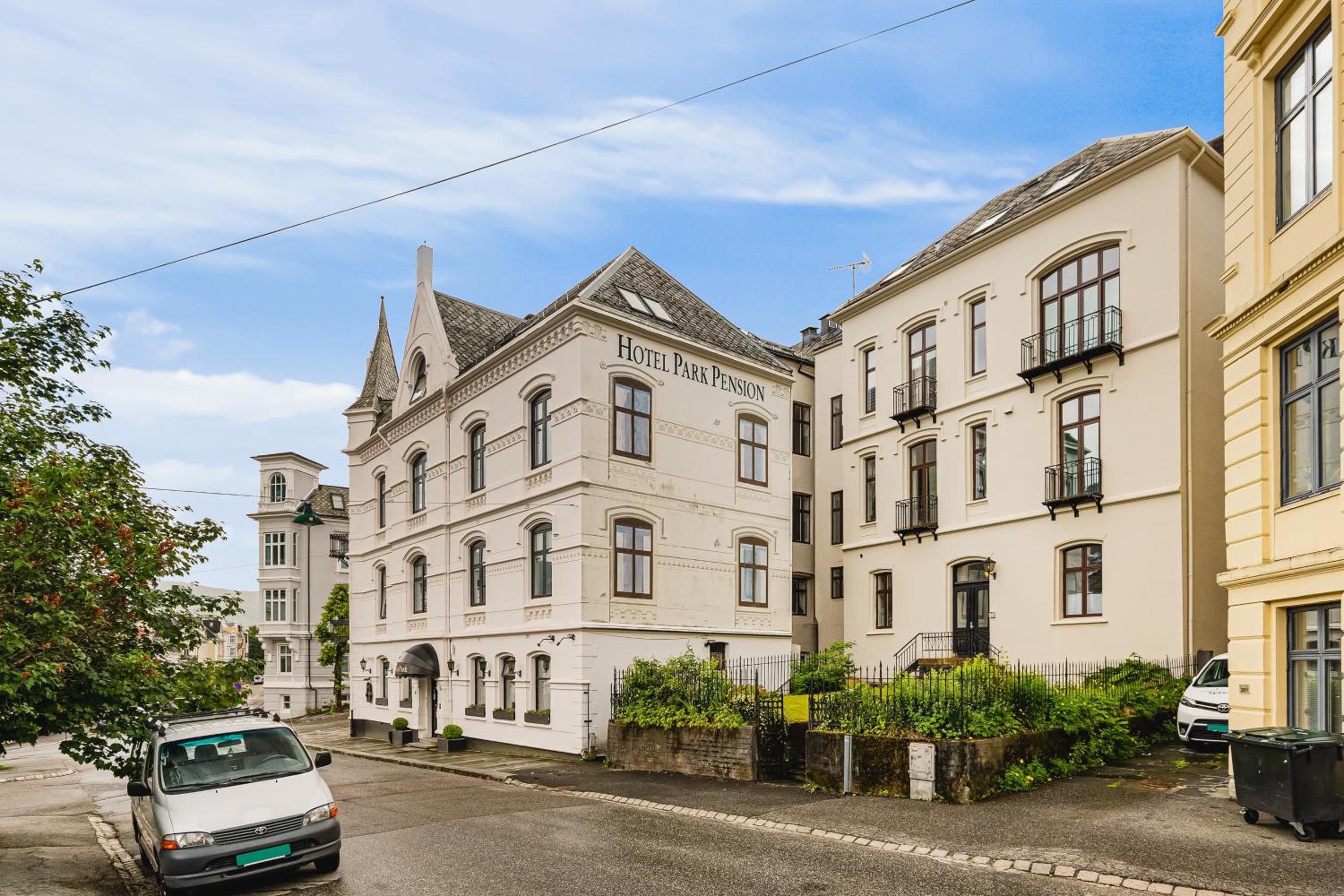 Dinbnb Apartments I Historical Building I 50m To University Museum view 2