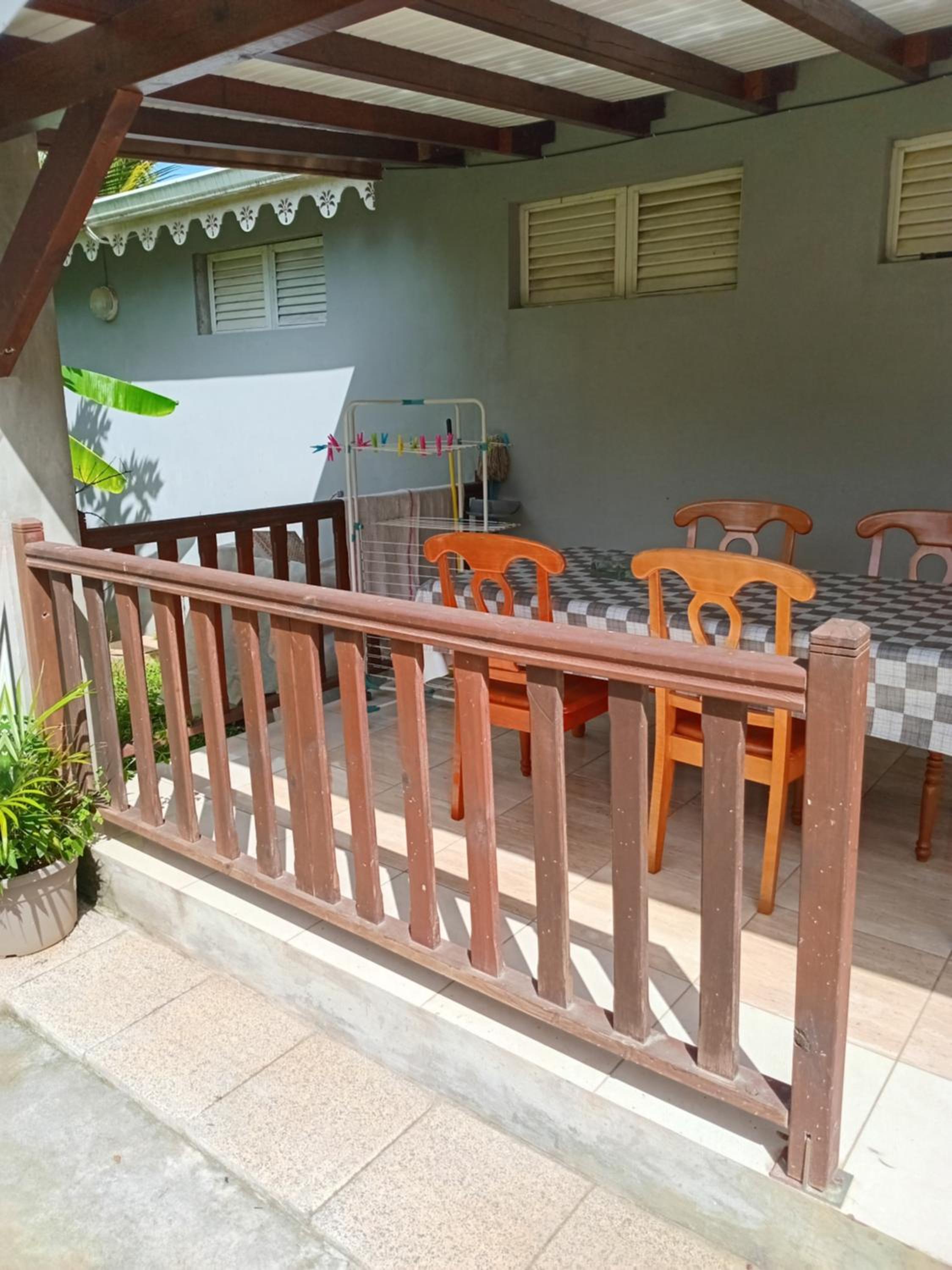 Petit MADRAS view 4
