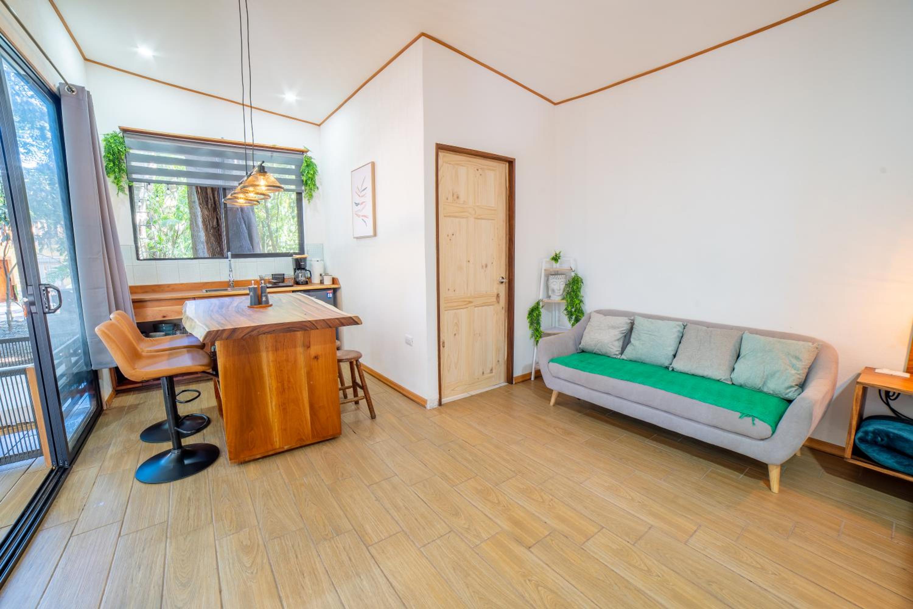 Bromelia Studio