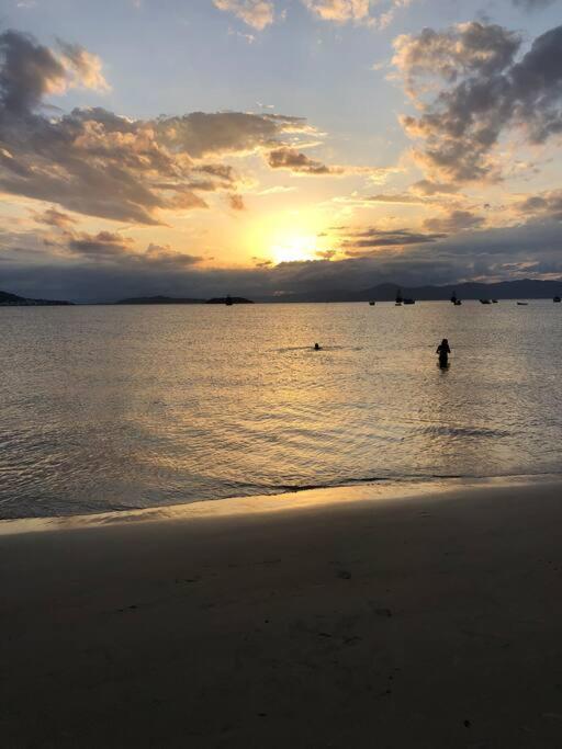 Seja bem-vindo ao seu refúgio à beira-mar!