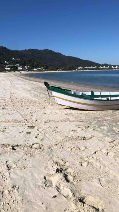 Seja bem-vindo ao seu refúgio à beira-mar!