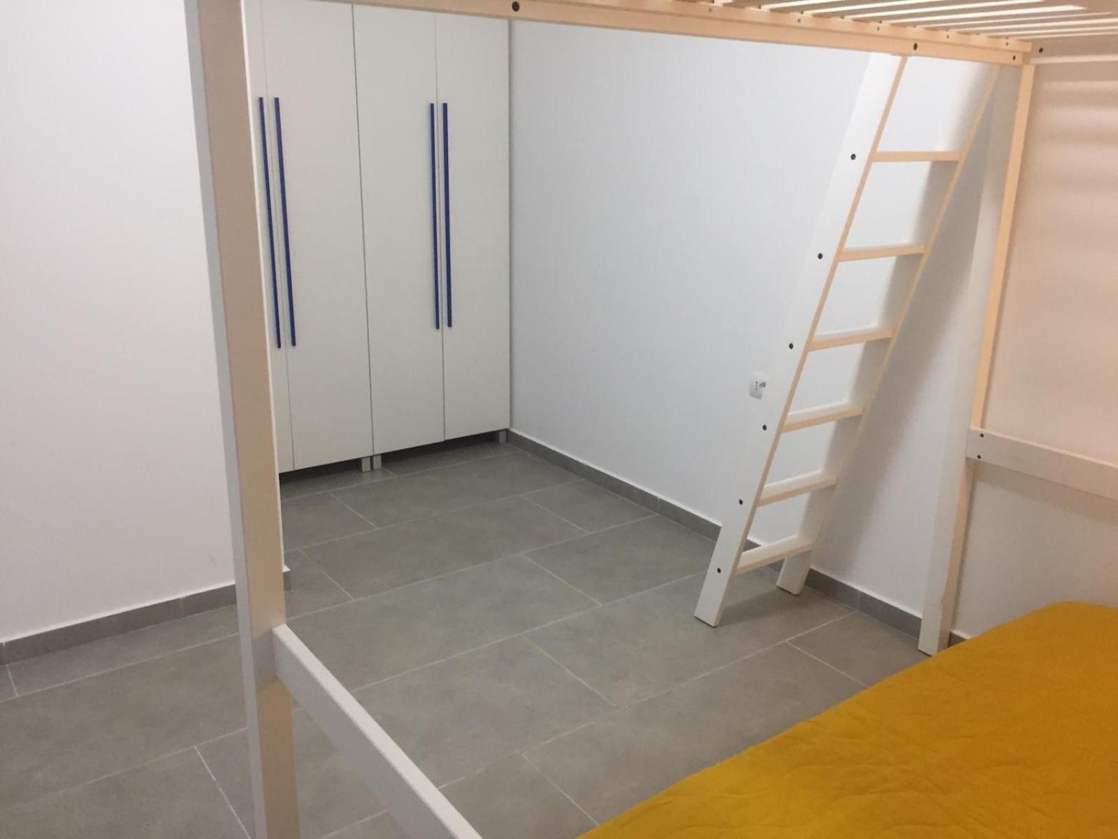 Apartments Saranda
