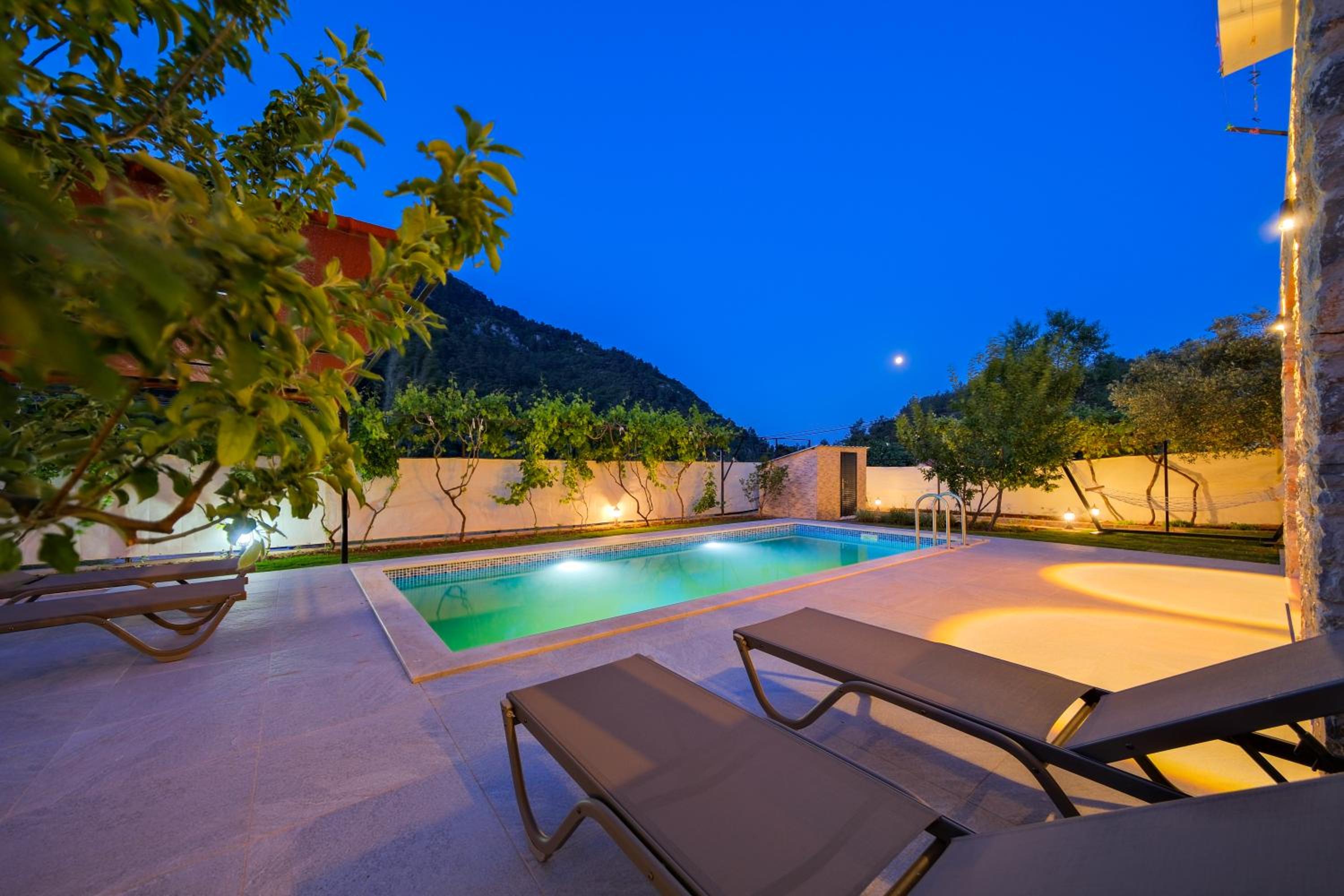 Villa Kızılbella 2, lüks havuzlu korunaklı taş villa view 5