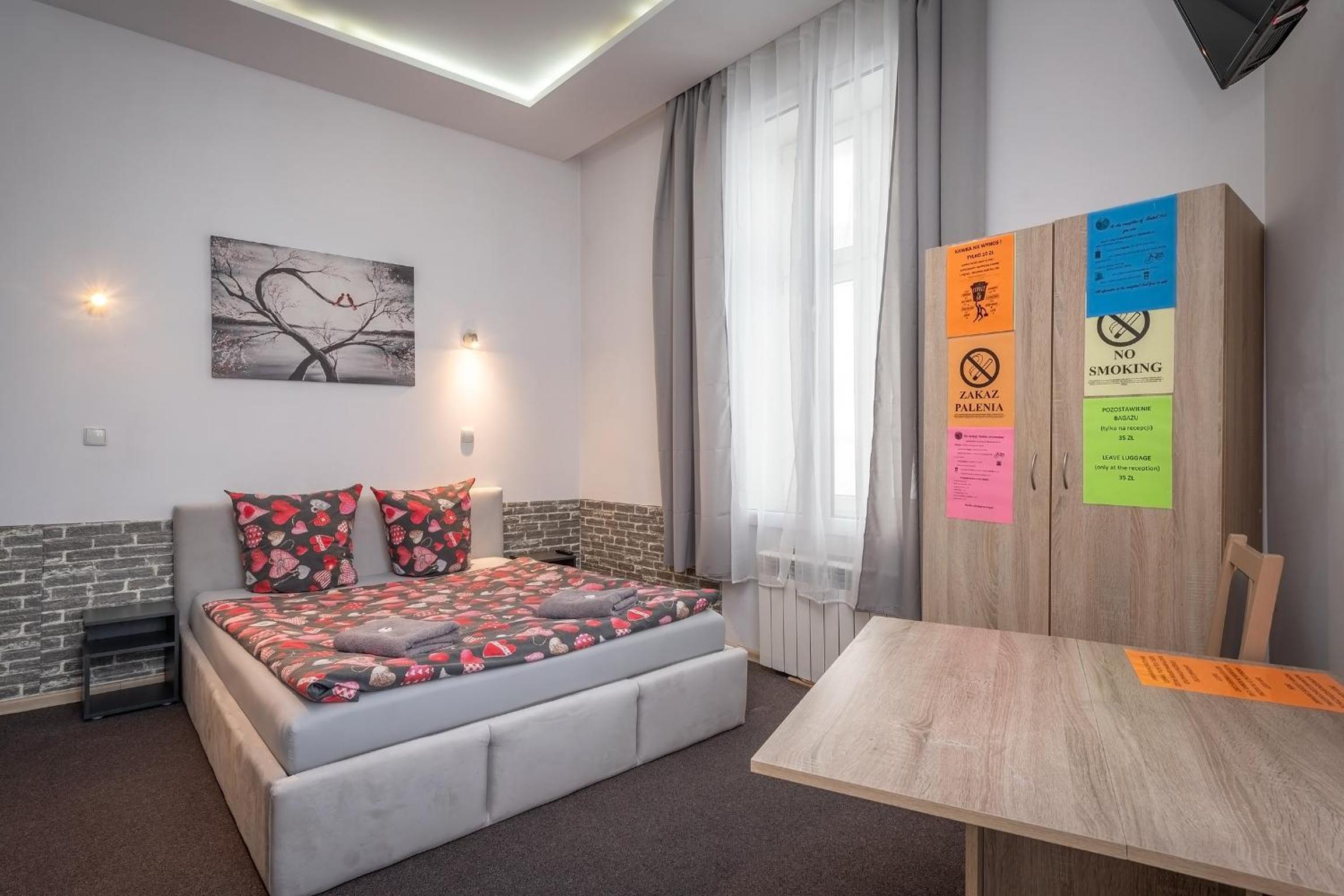 Queen Apartments