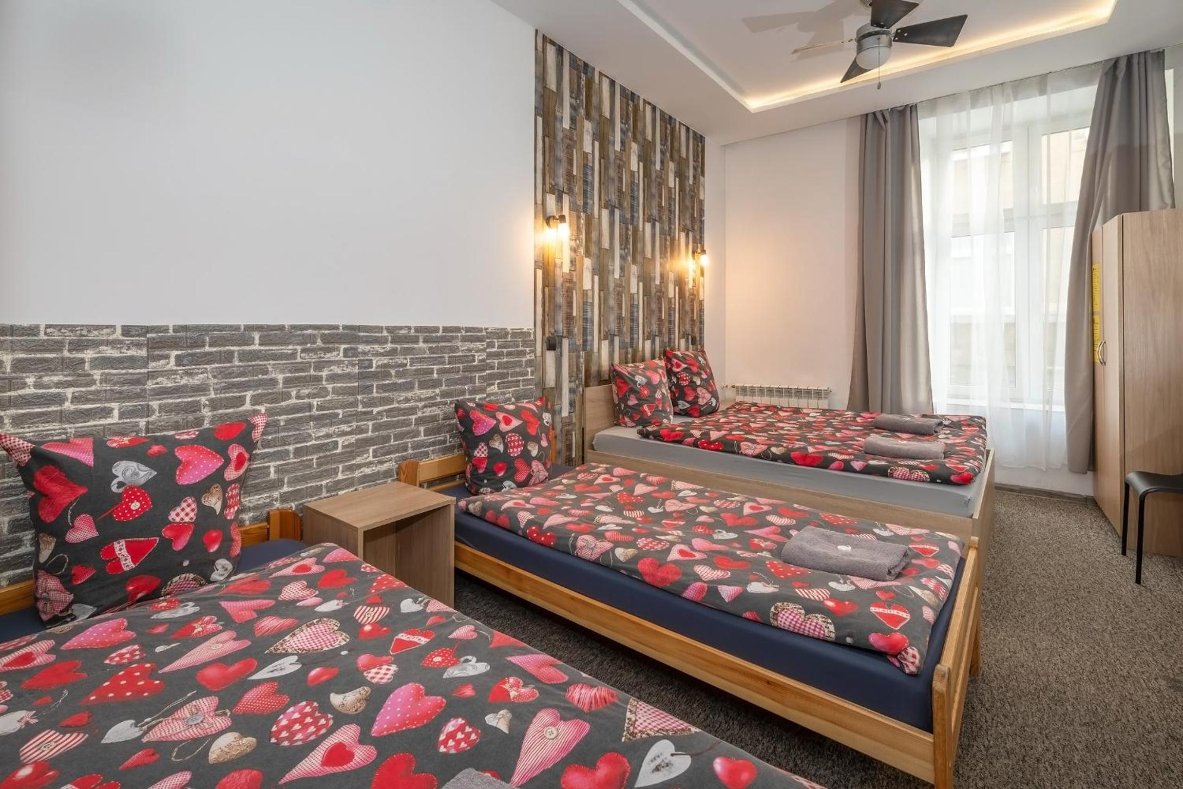 Queen Apartments