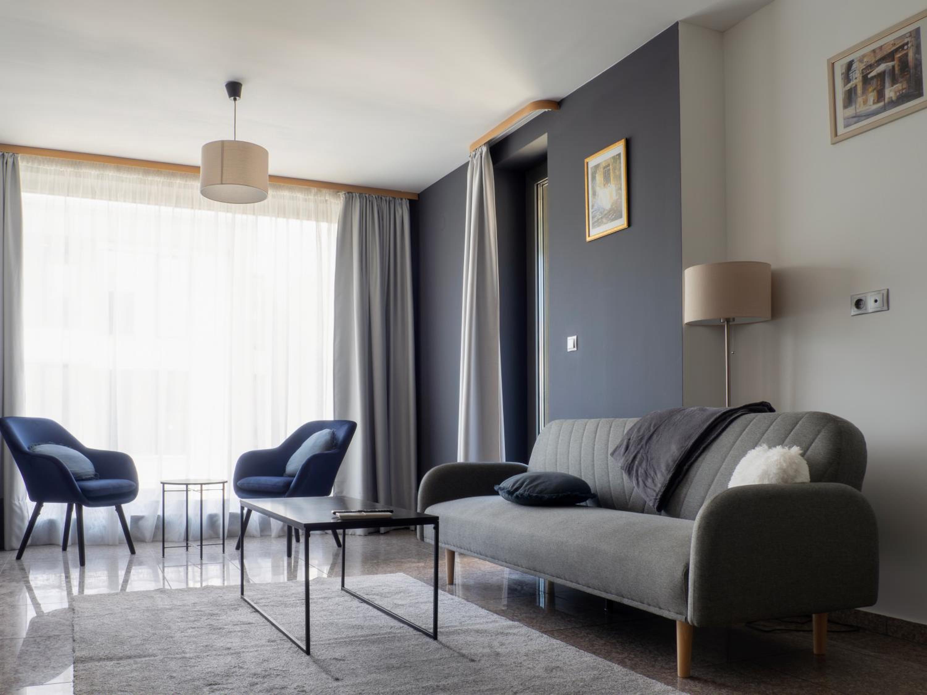 Vertigo 2 Modern 2-Bedroom Apartment with Parking & Vitosha View