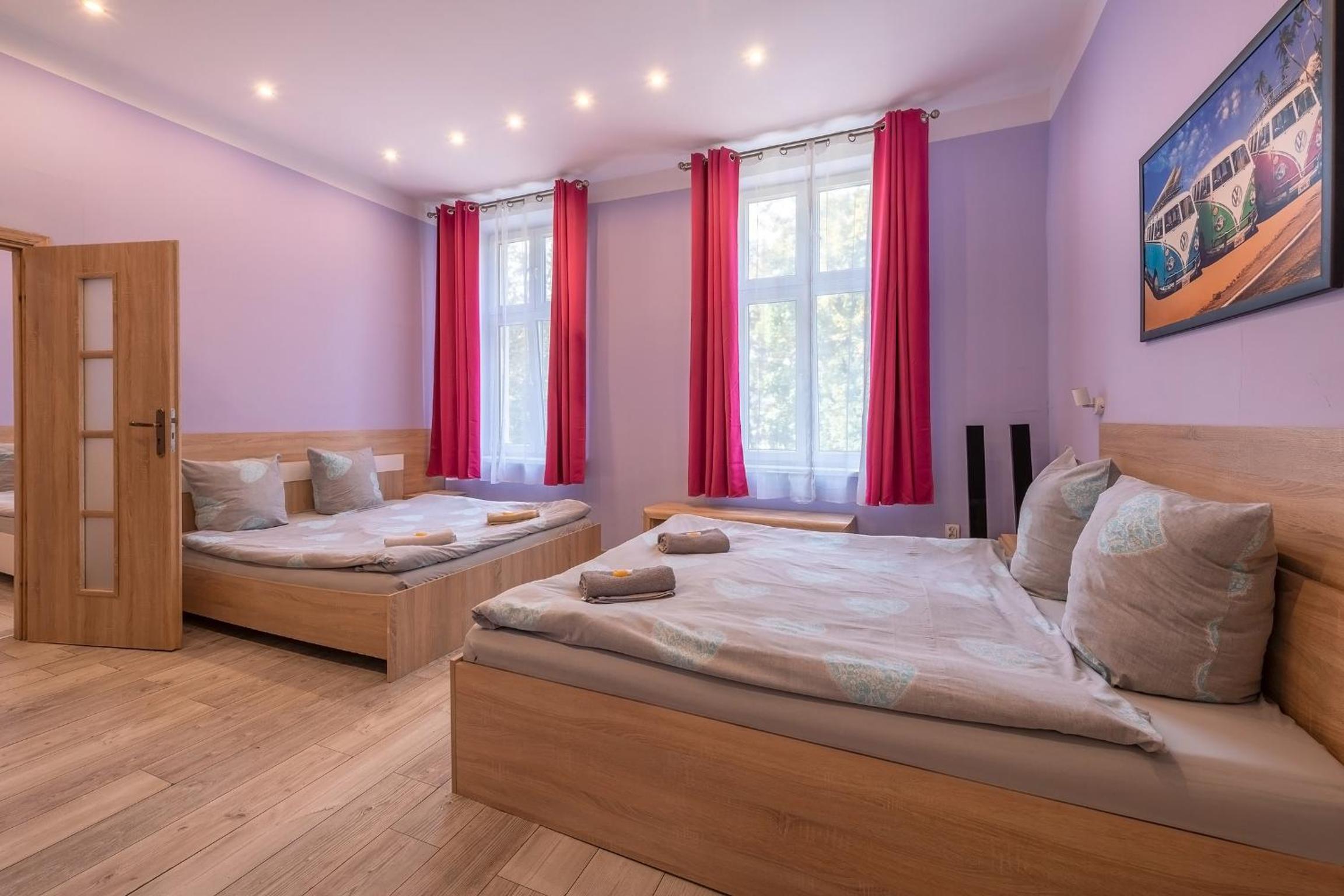 Queen Apartments