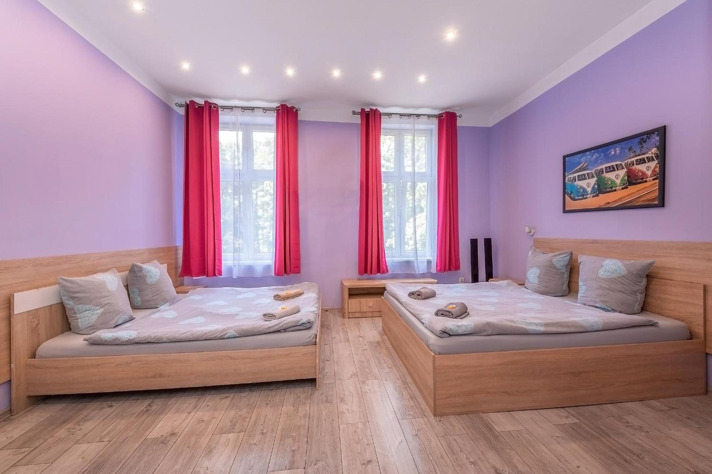 Queen Apartments