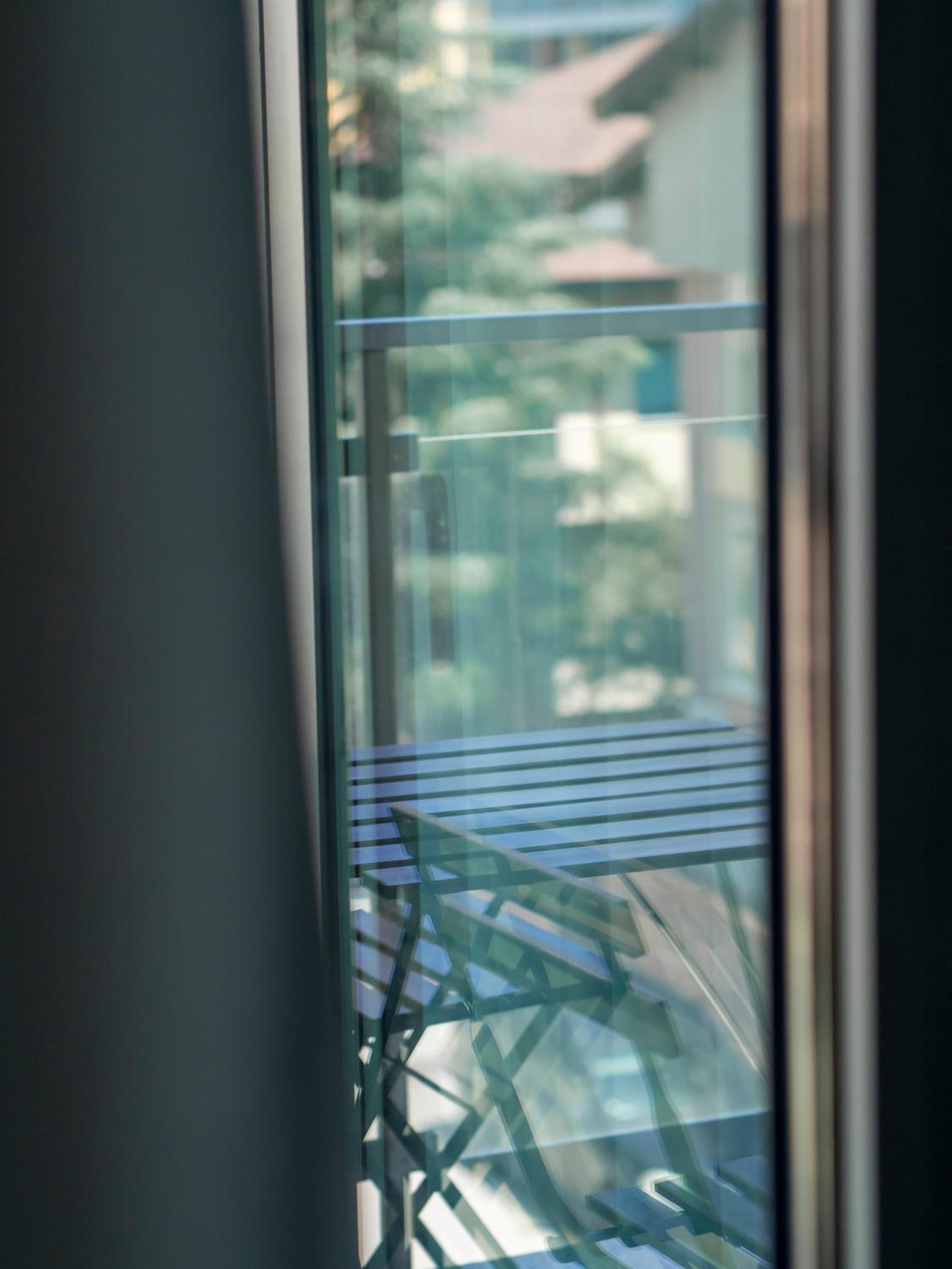 Vertigo 2 Modern 2-Bedroom Apartment with Parking & Vitosha View