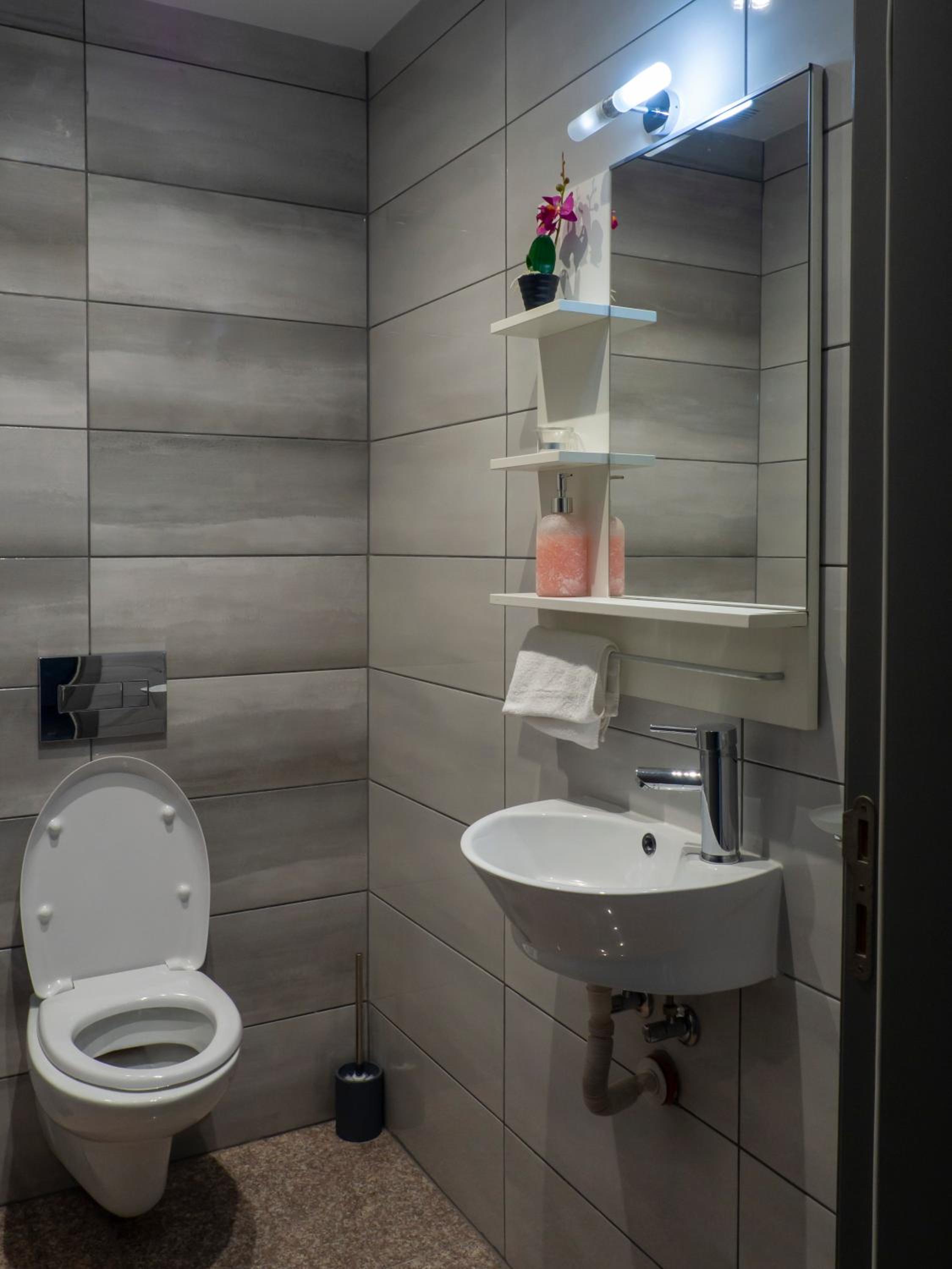 Vertigo 2 Modern 2-Bedroom Apartment with Parking & Vitosha View