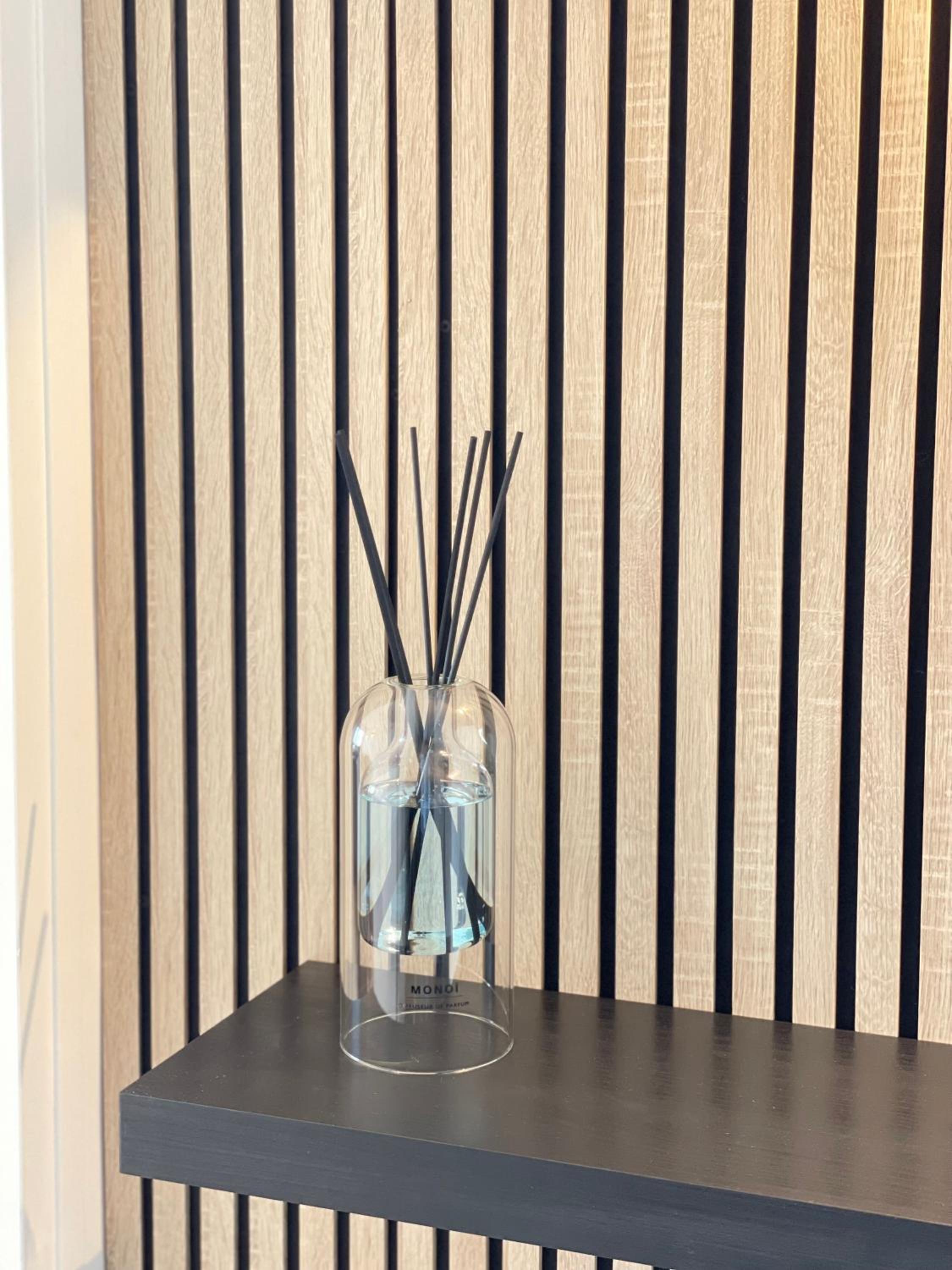 PARIS PANTIN Magnifique Appartement 4 pièces de 108m2 avec 2 PARKING intérieur - très cosy pour 1 à 12 personnes - Entièrement refait à neuf ENTIRE APARTME