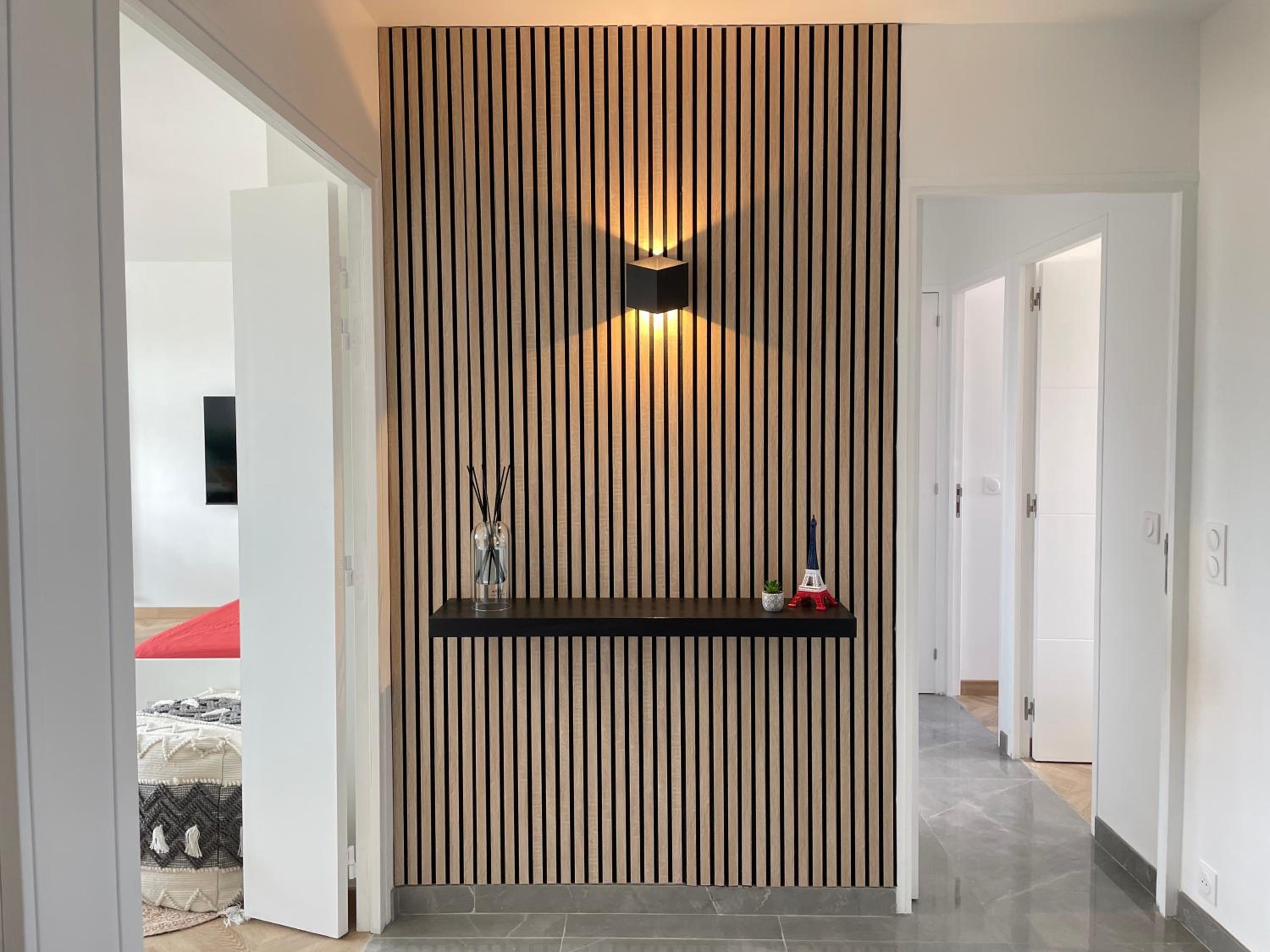 PARIS PANTIN Magnifique Appartement 4 pièces de 108m2 avec 2 PARKING intérieur - très cosy pour 1 à 12 personnes - Entièrement refait à neuf ENTIRE APARTME