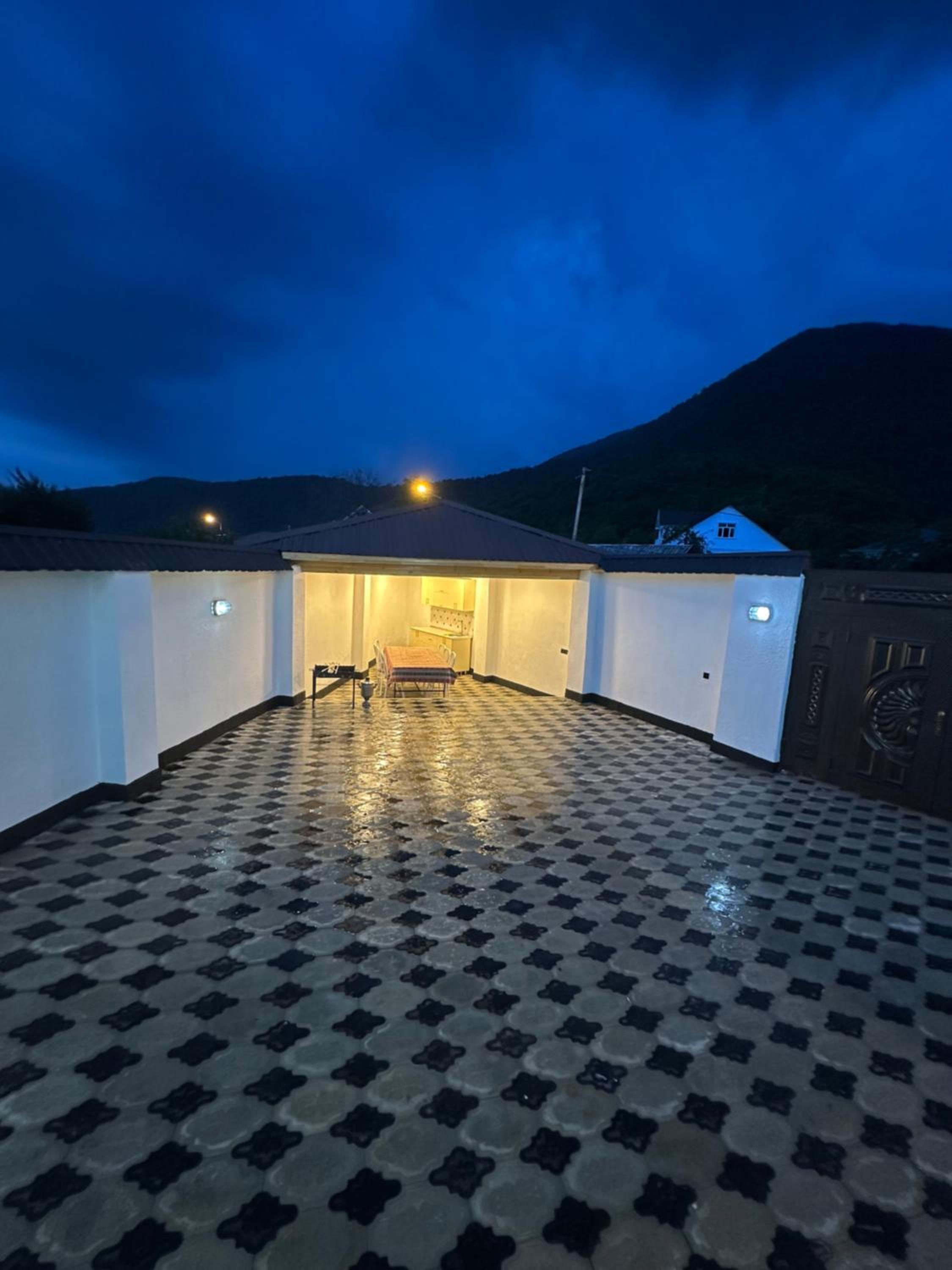 Qafqaz panarama charlet