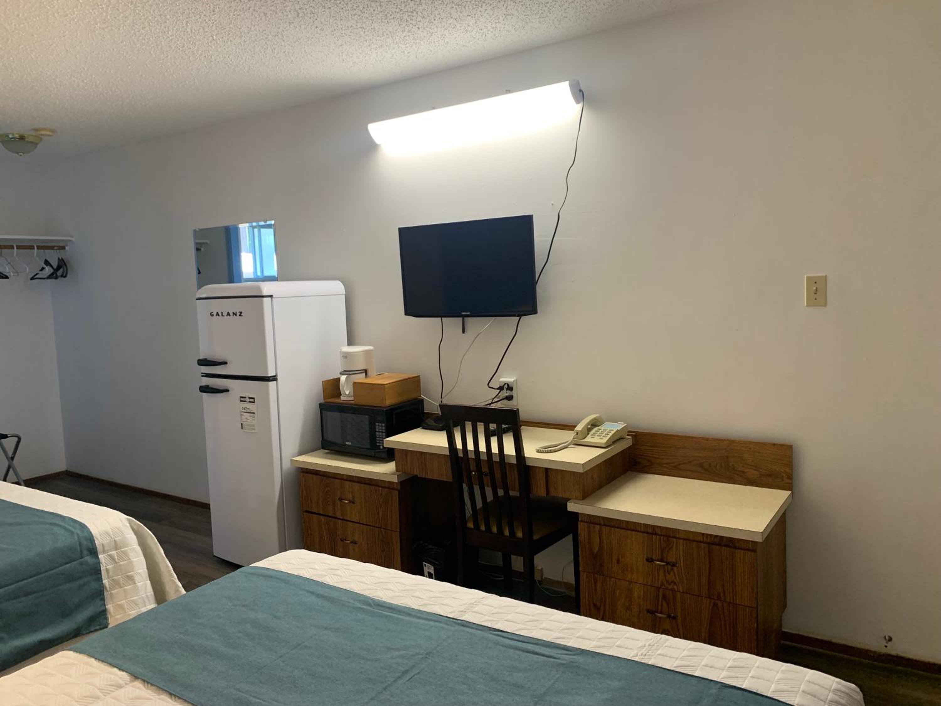 Swiss Sunset Inn