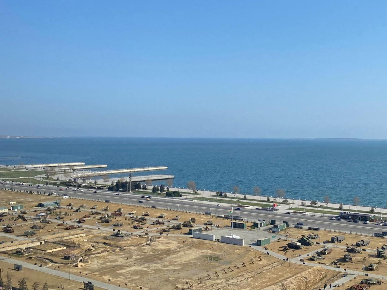 Sea view couple apartmant at boulvard,near nizami street