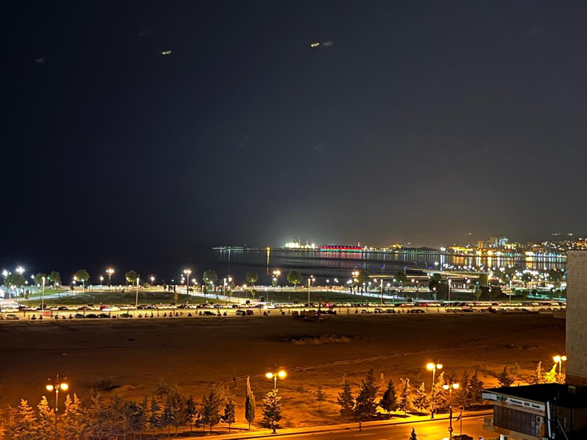 Sea view couple apartmant at boulvard,near nizami street