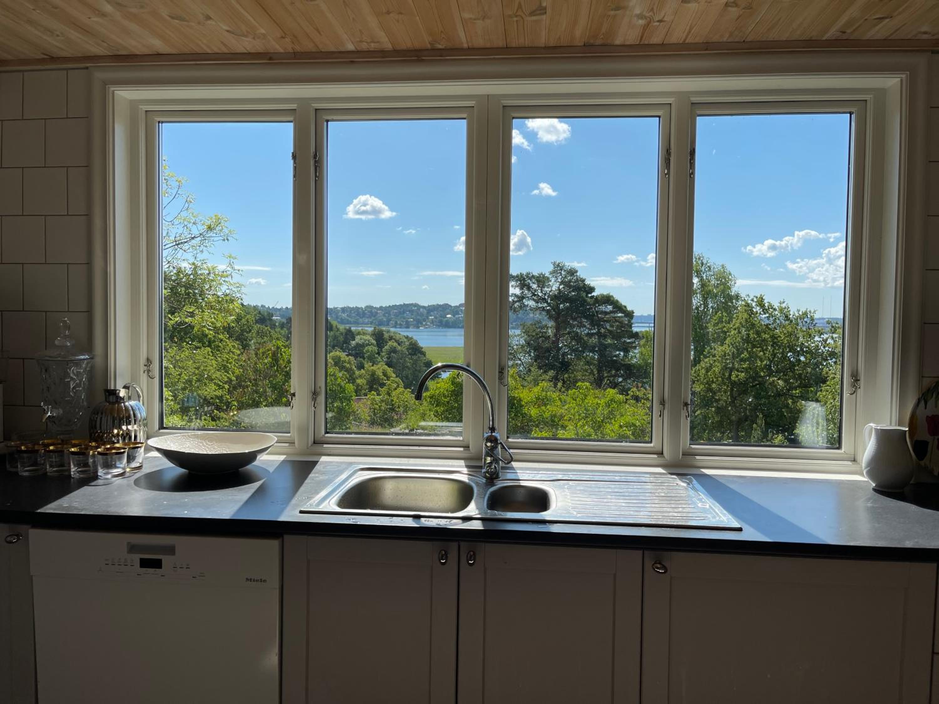 Chalet Hawk Path view 5