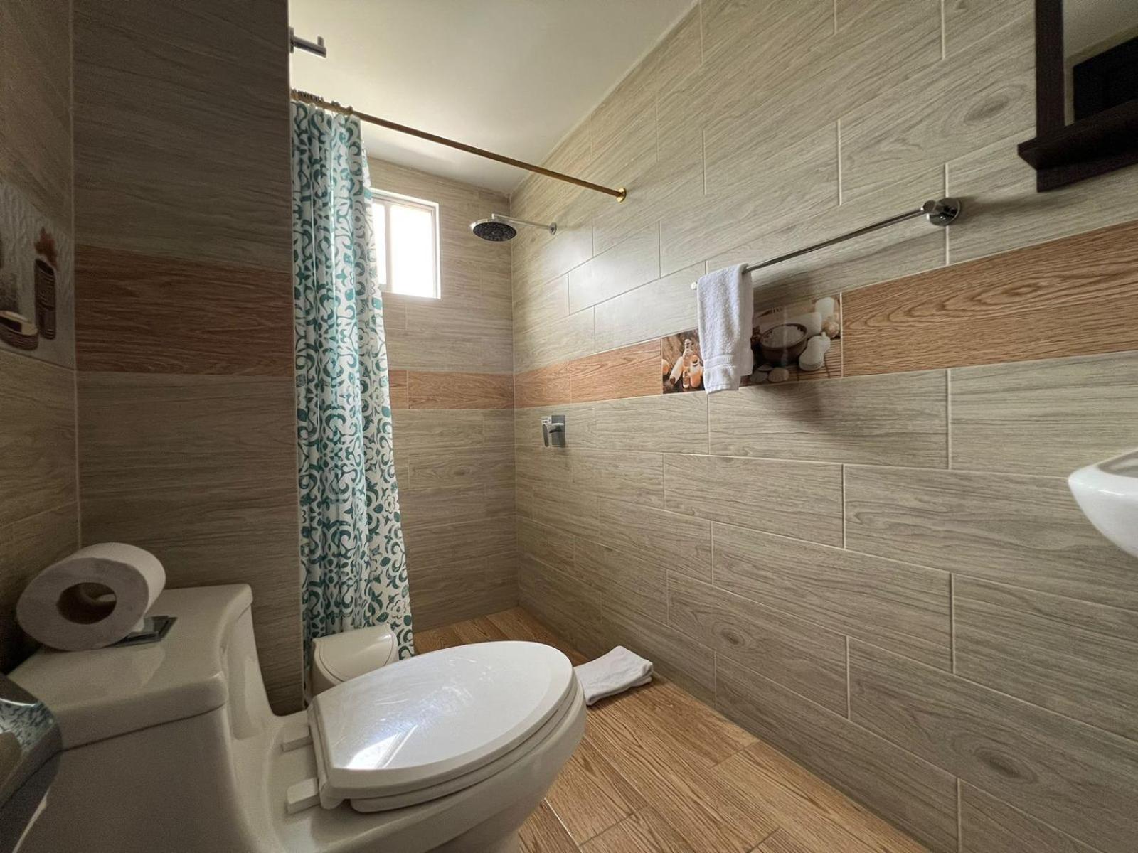 Luxury Penthouse with Jacuzzy 6 bedroom