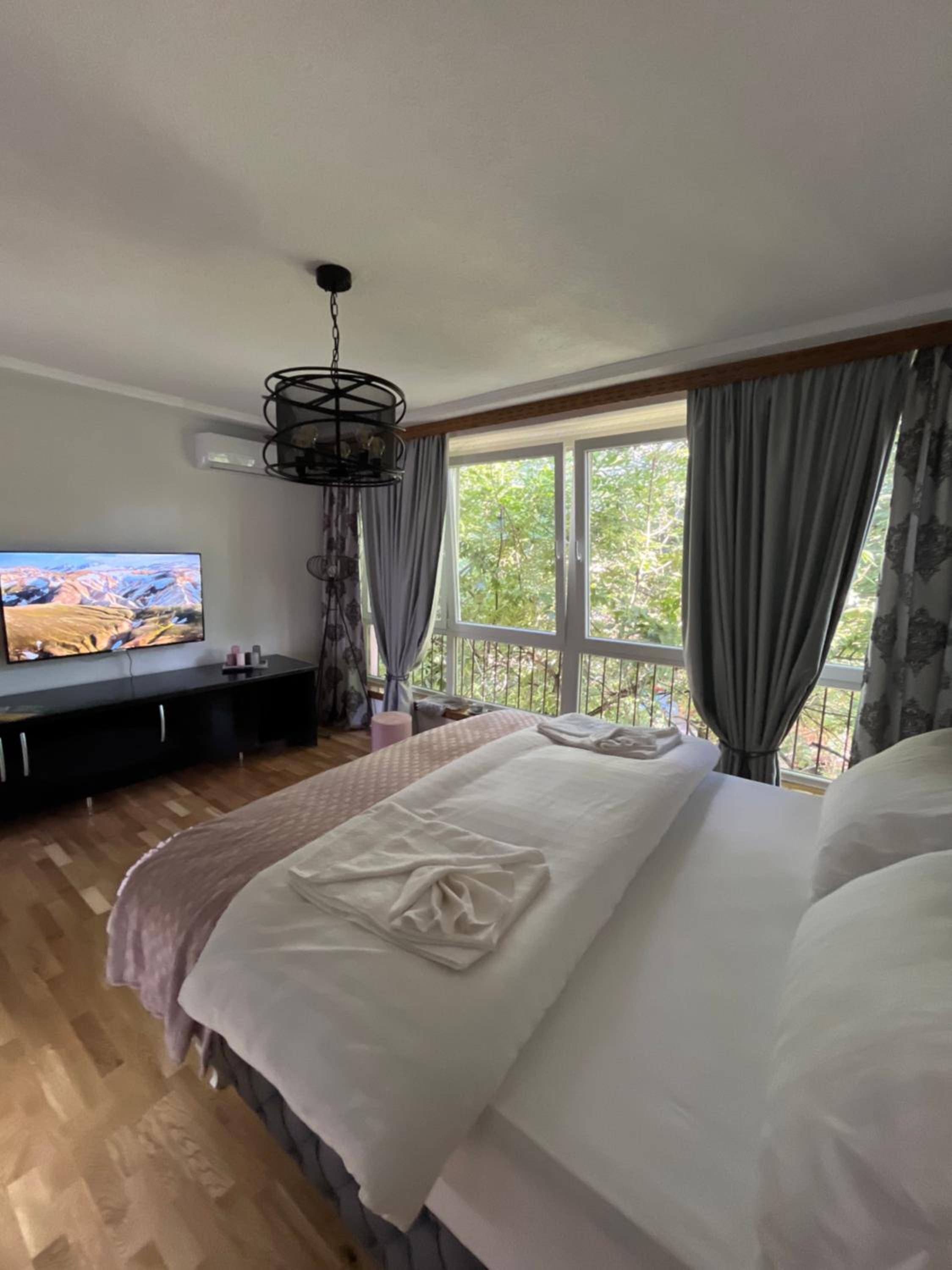 Central Botanic Apartment
