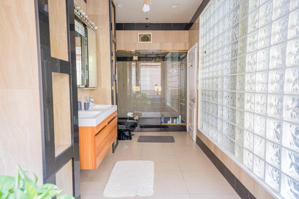 Private Gramercy TownHouse 3BR 3BA with Terrace