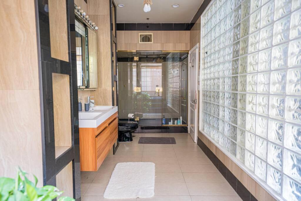 Private Gramercy TownHouse 3BR 3BA with Terrace