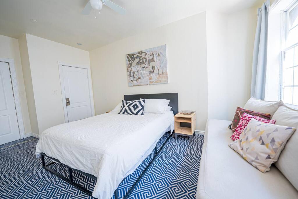 Private Gramercy TownHouse 3BR 3BA with Terrace