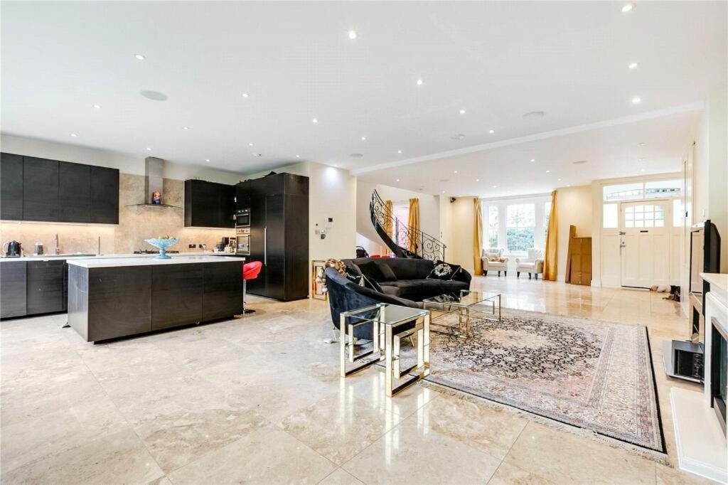 Luxury London House
