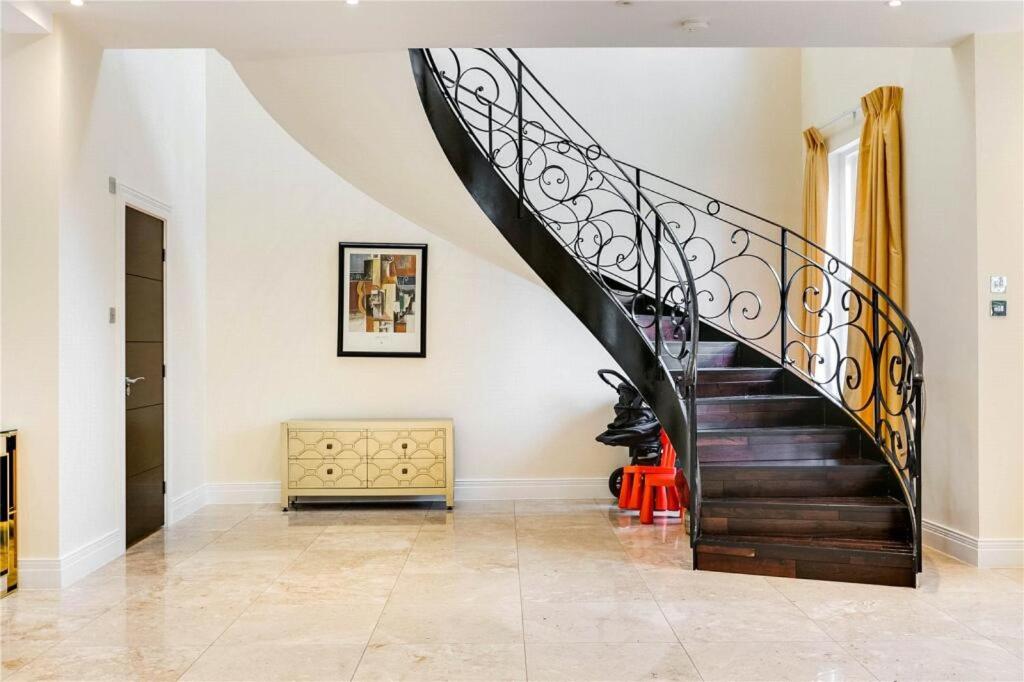 Luxury London House