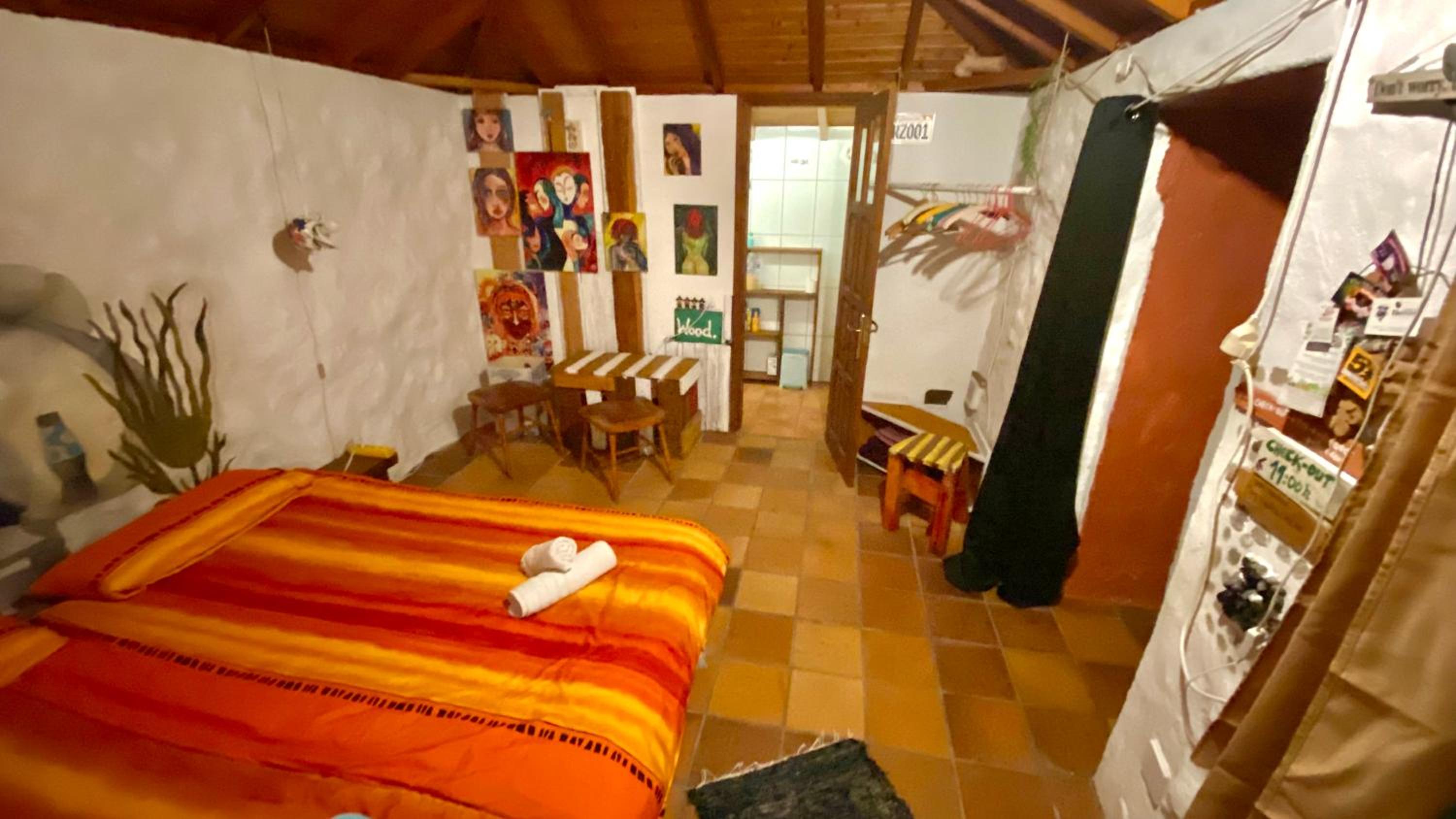 hotel room