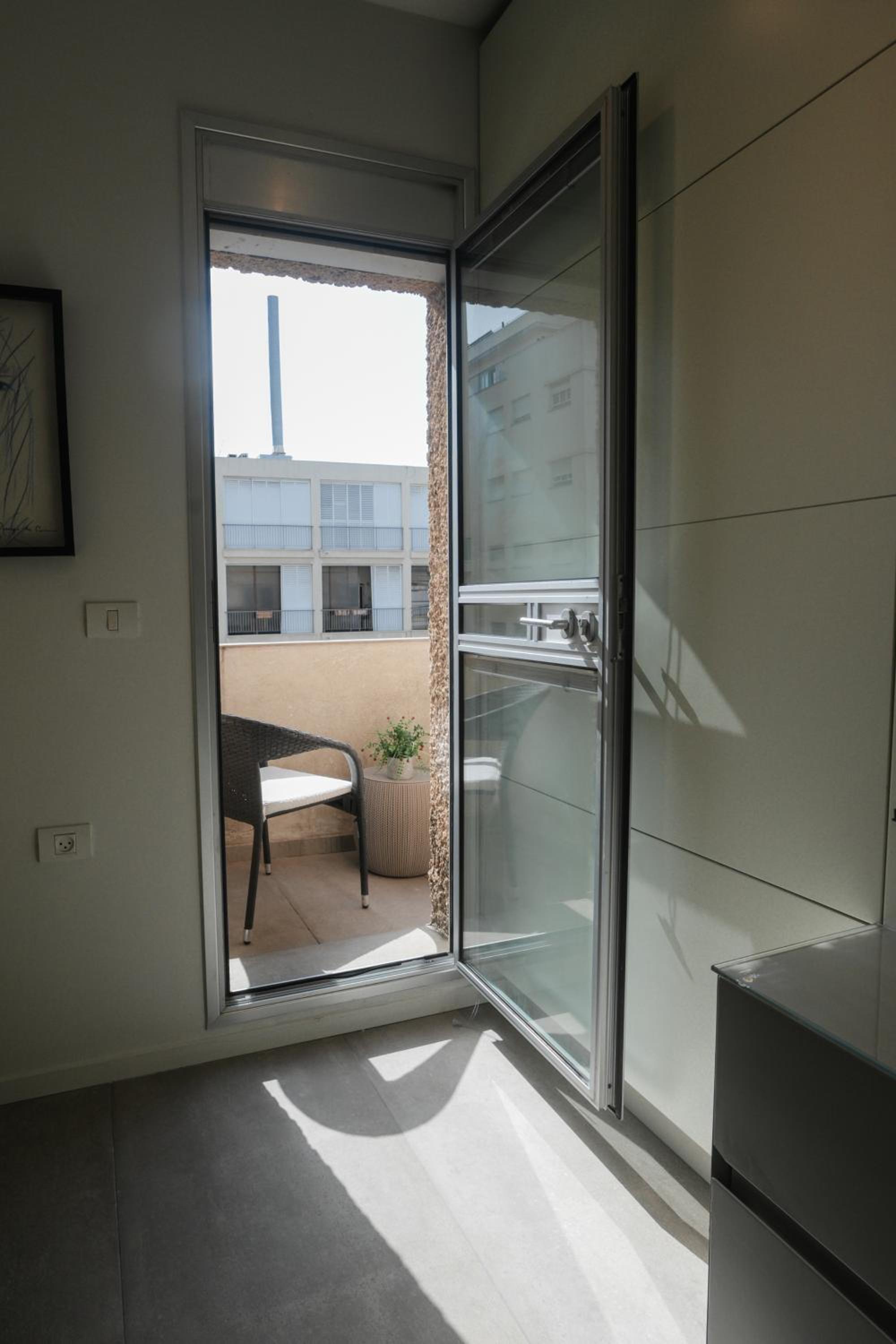 Ben Yehuda 200 Residence view 3