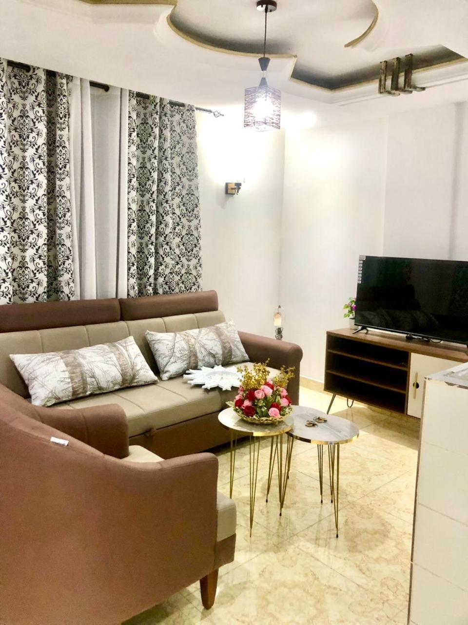 RESIDENCE DAVAROX Gombe