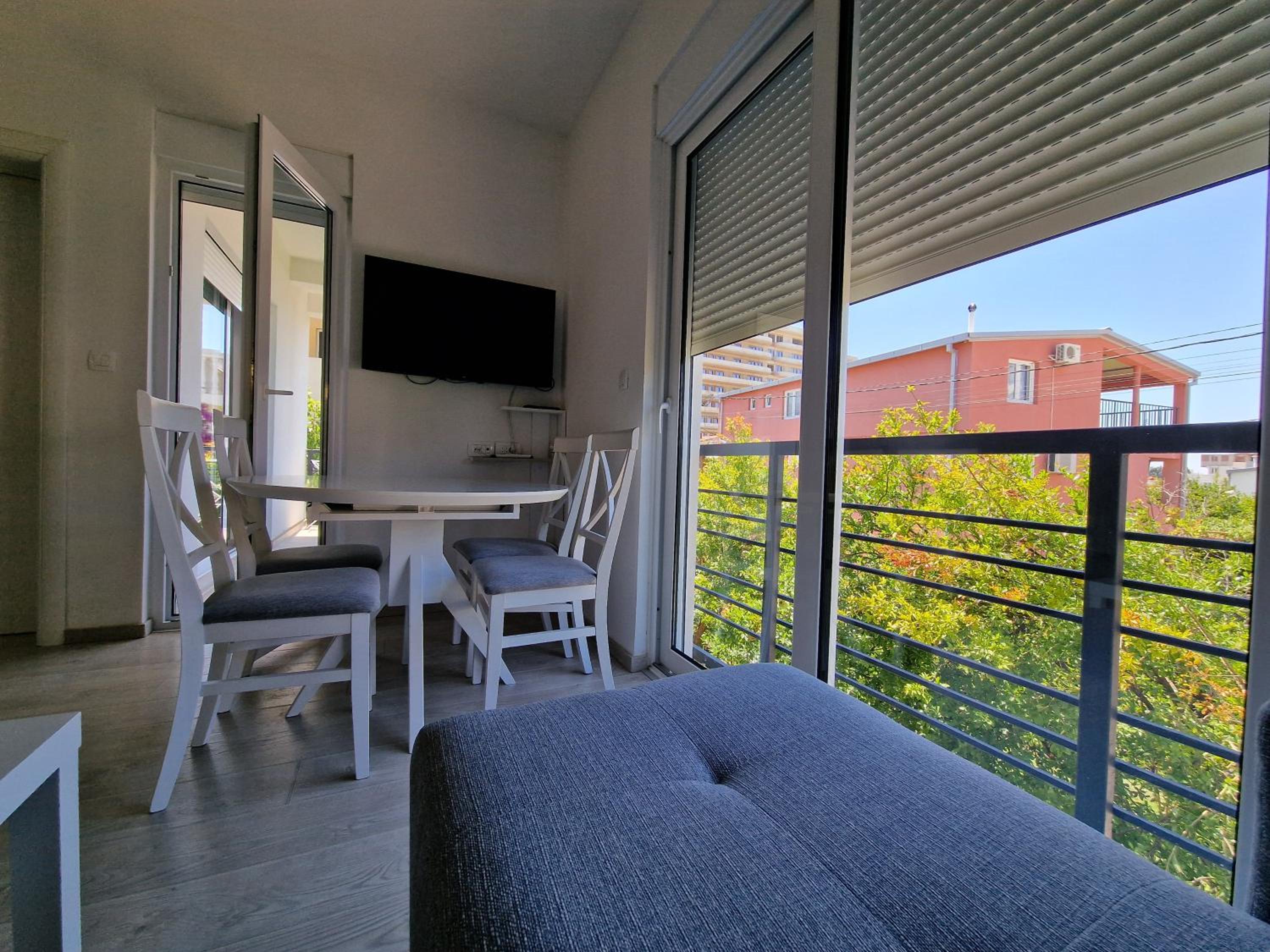 Casa R Apartments view 5