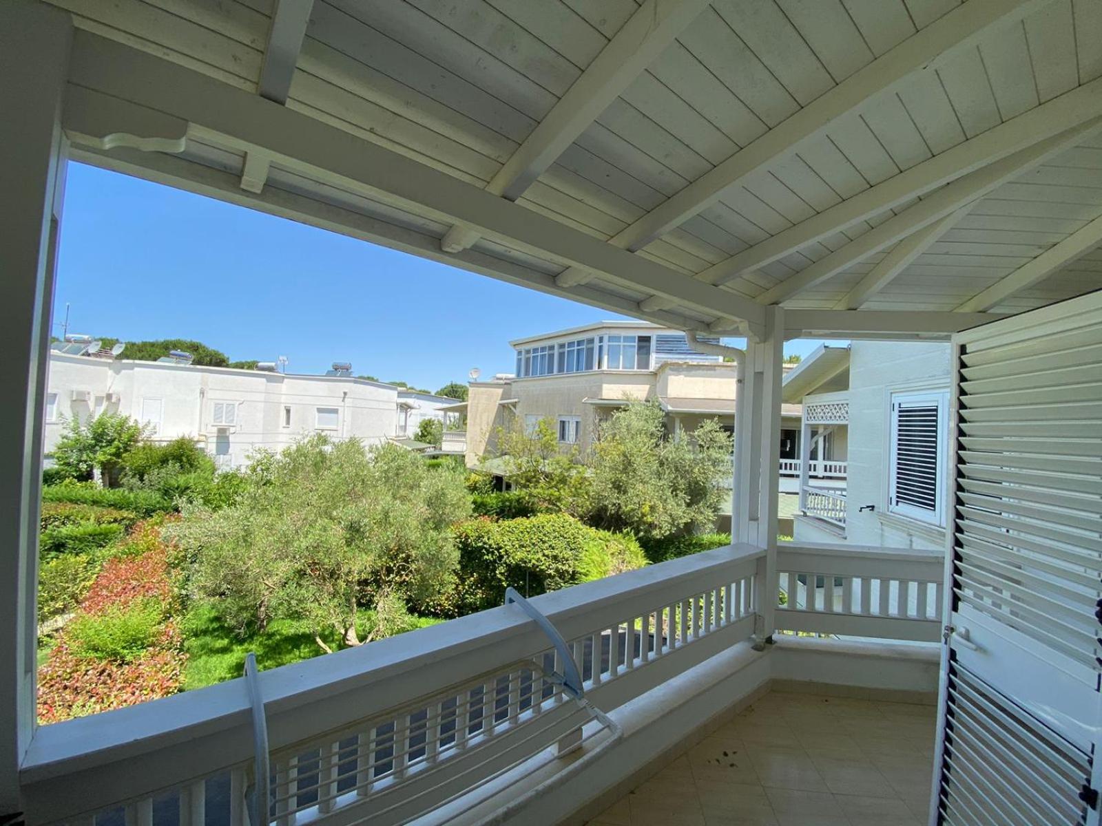 Luxury Villa-Duplex, Lalzi Bay Breeze