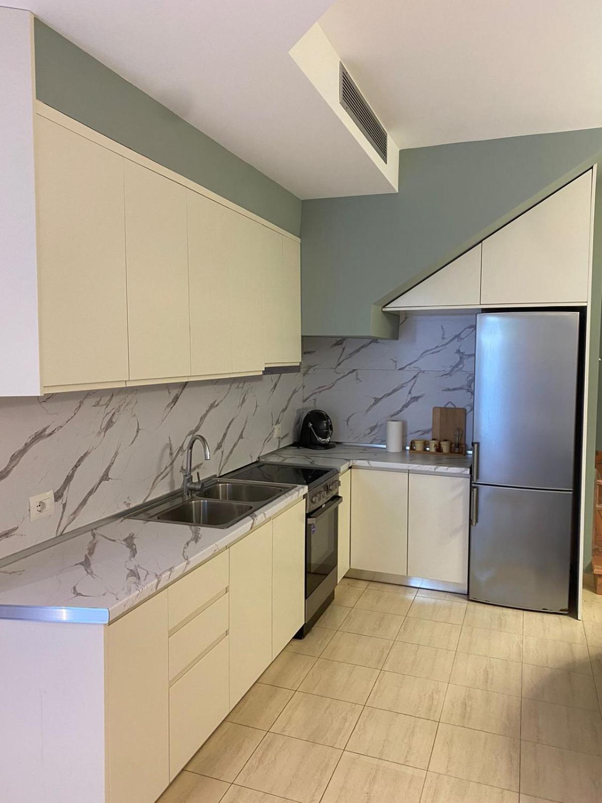 Luxury Villa-Duplex, Lalzi Bay Breeze
