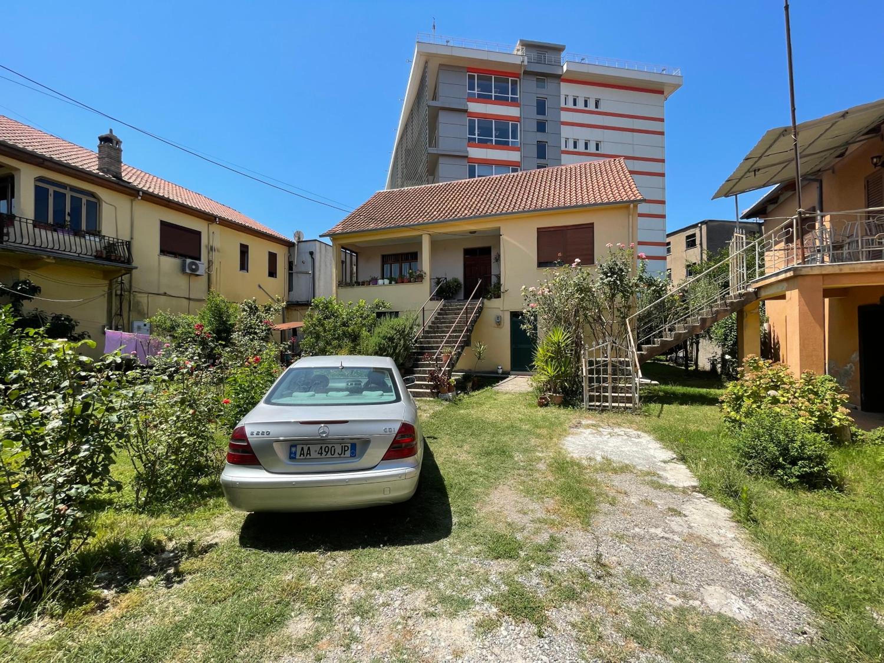 Hysa Guest House