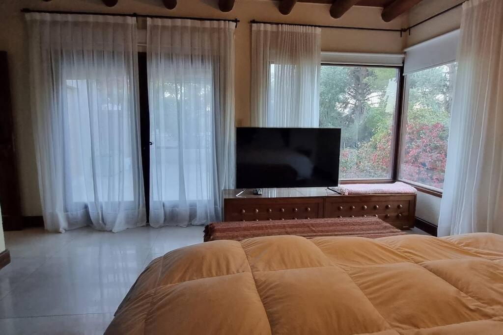 casa en el corazon de chacras de coria