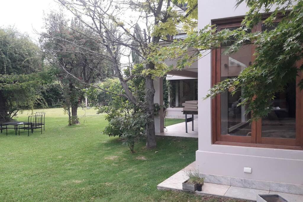 casa en el corazon de chacras de coria
