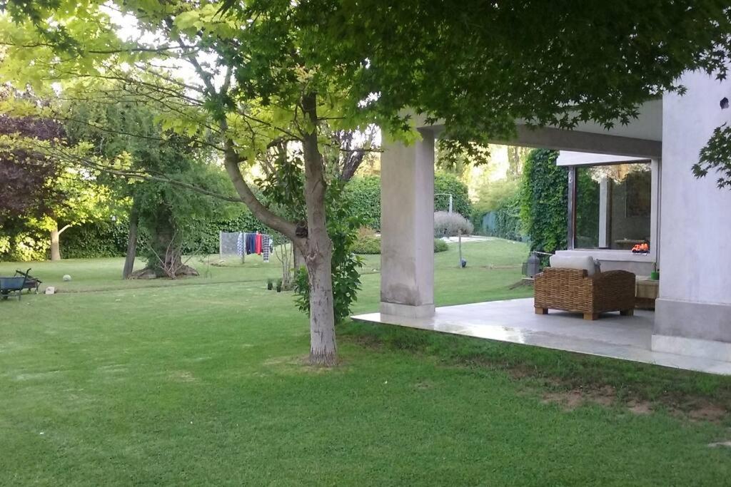 casa en el corazon de chacras de coria