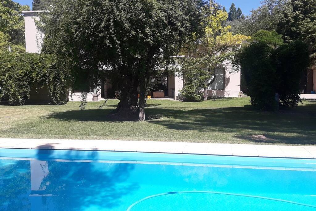 casa en el corazon de chacras de coria