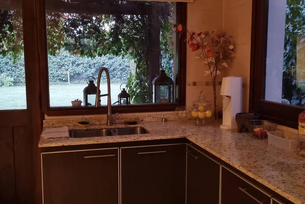 casa en el corazon de chacras de coria