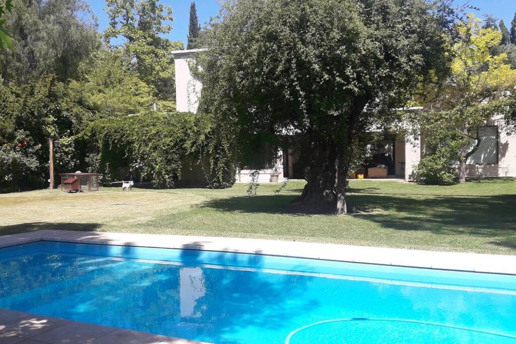 casa en el corazon de chacras de coria