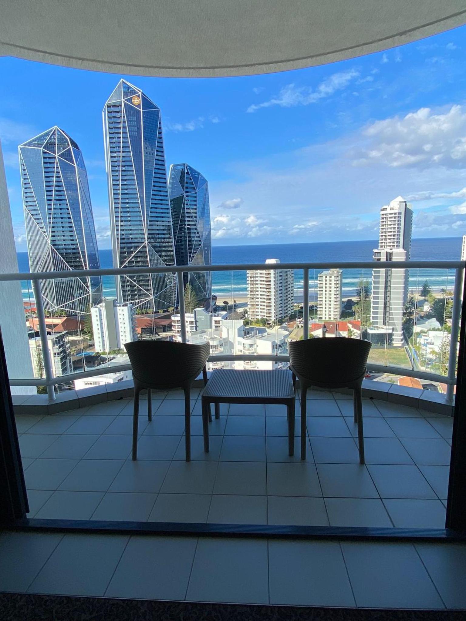 Hotel Room Ocean View Surfers Paradise