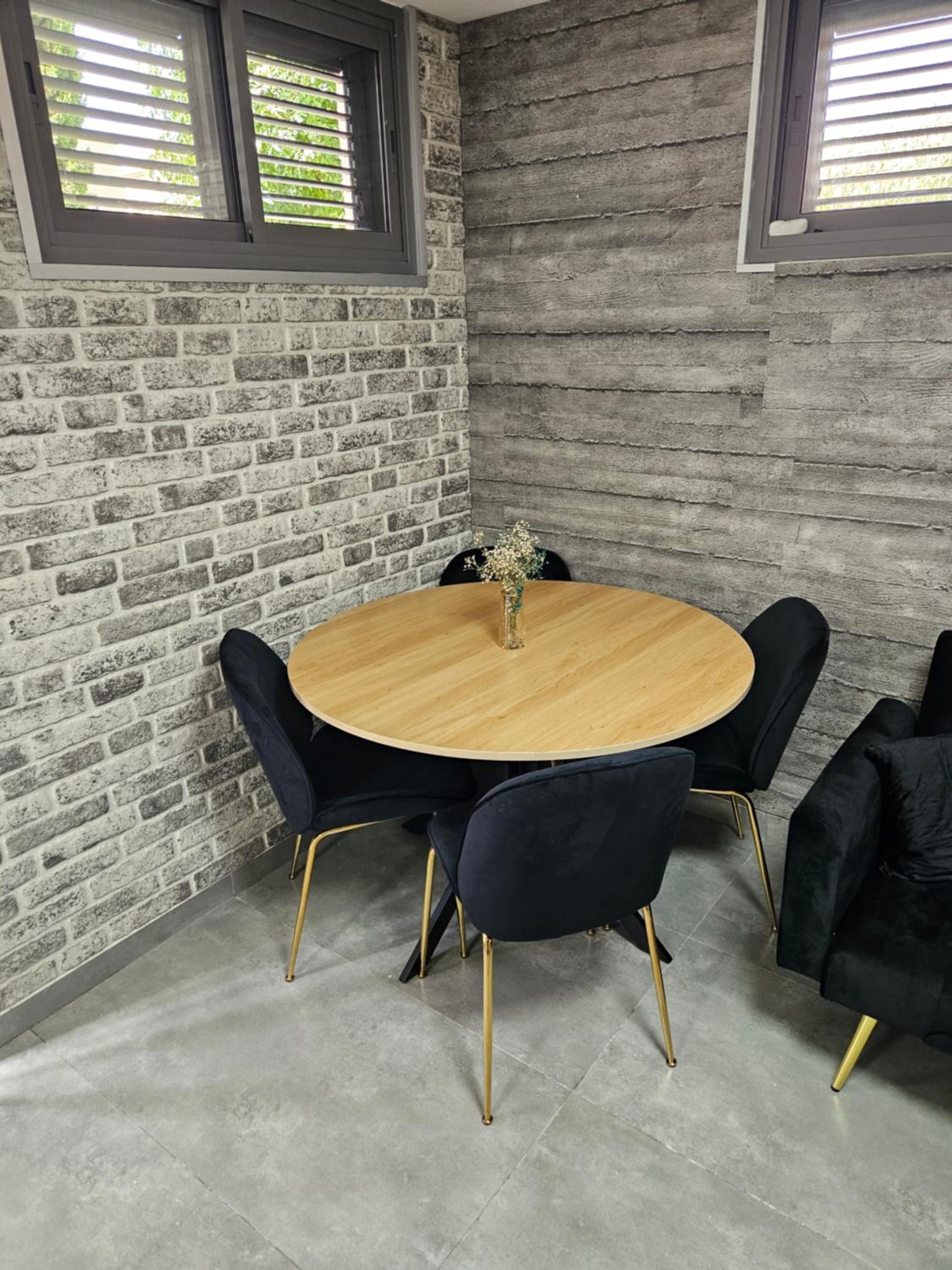 Aizik Boutique