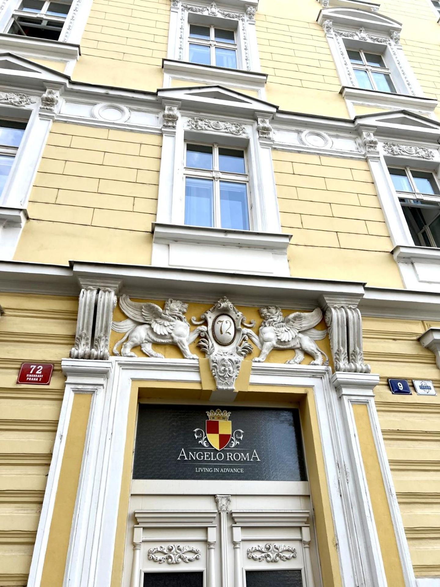 Angelo Roma u Národního muzea